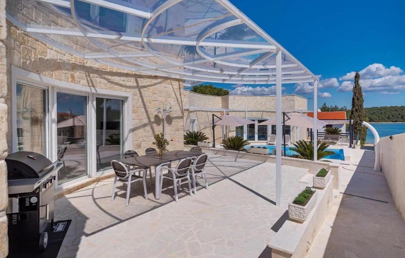 Unique Luxury Villa Feriatum Lissa Ždrelac